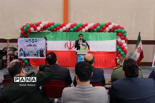 نواخته شدن زنگ انقلاب در مدارس گلوگاه