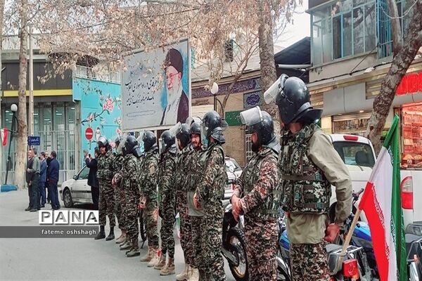 نواختن زنگ انقلاب در شهرستان طرقبه شاندیز