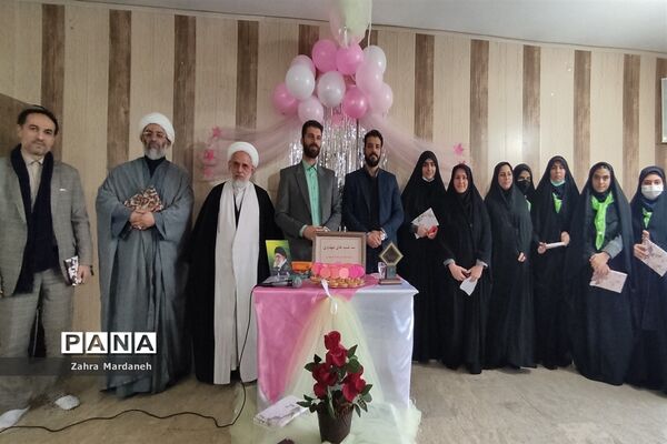 برگزاری مراسم سه‌شنبه‌های مهدویت در آموزشگاه طاها قرچک