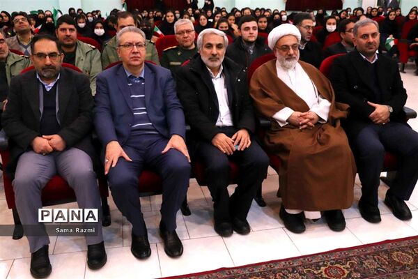 طنین زنگ انقلاب در تبریز