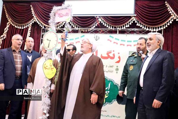 طنین زنگ انقلاب در تبریز