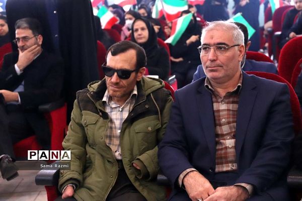 طنین زنگ انقلاب در تبریز