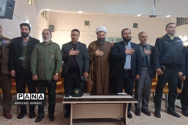 طنین صدای زنگ انقلاب در فشافویه