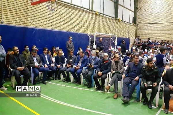 نواختن زنگ انقلاب در شهرستان کلات