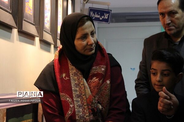 طنین گلبانگ انقلاب در بهارستان‌دو