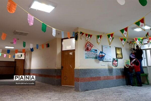زنگ‌ چهل و چهارمین سالگرد پیروزی انقلاب  اسلامی ایران در شادگان