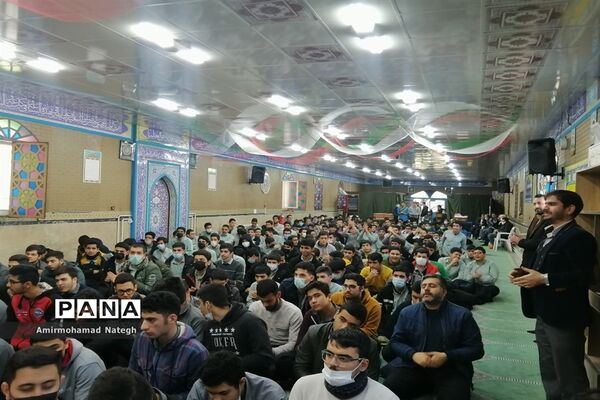 مراسم میلاد حضرت علی (ع) در دبیرستان ۱۷ شهریور
