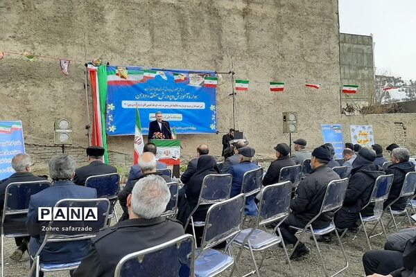 آیین خشت‌گذاری مدرسه ۱۴ کلاسه خیرساز زنده یاد کیقباد علی یوسفی در شهر رودهن