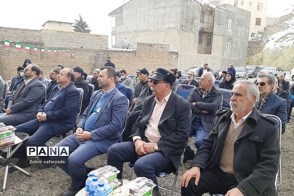 آیین خشت‌گذاری مدرسه ۱۴ کلاسه خیرساز زنده یاد کیقباد علی یوسفی در شهر رودهن