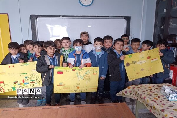 نقاشی همگانی و پویش سرود ملی در دبستان نیکان ملارد