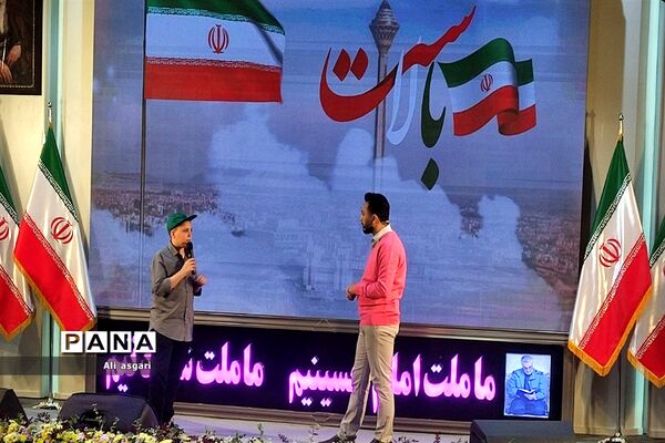 بازدید دانش‌آموزان مدرسه دارالفنون از پارک ملی هوا‌فضا