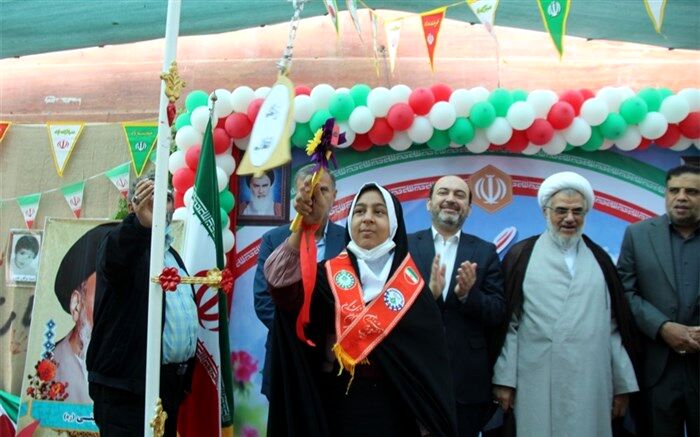 زنگ انقلاب در مدارس سراسر هرمزگان طنین‌انداز شد