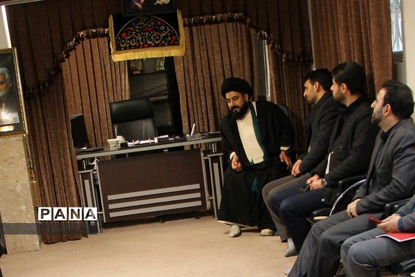 برگزاری جلسه هم‌اندیشی آموزش و پرورش با امام‌جمعه رودهن