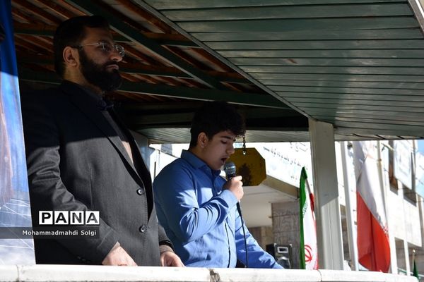 به صدا در آمدن زنگ انقلاب و آغاز چهل و چهارمین سالگرد پیروزی انقلاب اسلامی