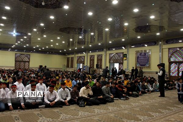 برگزاری جشن تکلیف دانش‌آموزان پسر در مسجد النبی کرمانشاه