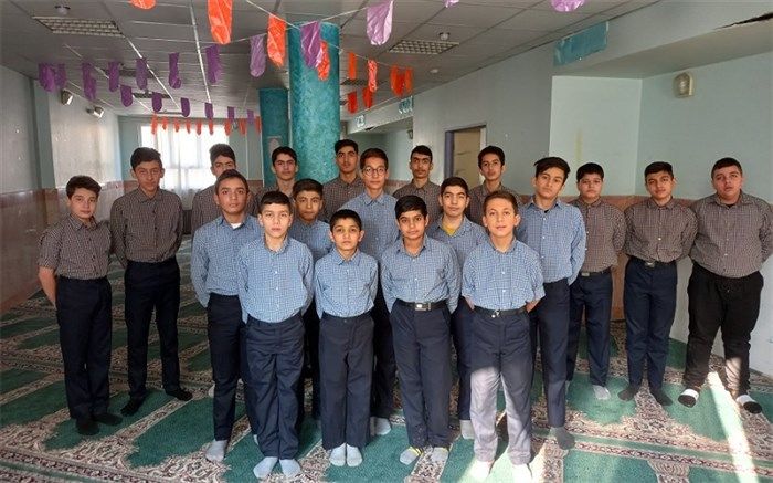 جشنواره  فصلی برای سرودن در فرهنگسرای انقلاب اسلامی