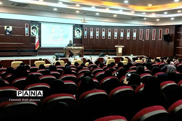 گردهمایی فعالان و نخبگان فرهنگی پاکدشت