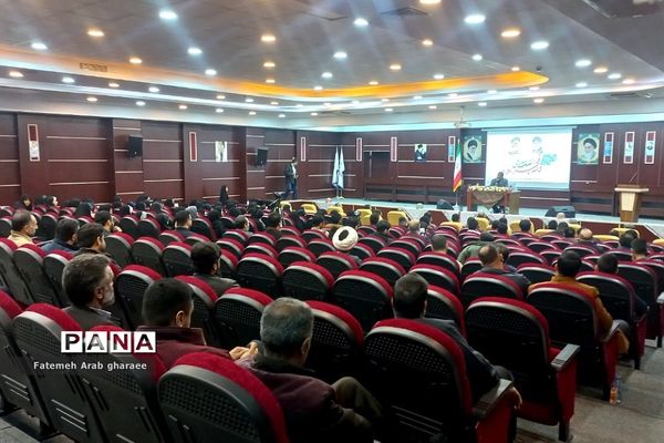 گردهمایی فعالان و نخبگان فرهنگی پاکدشت