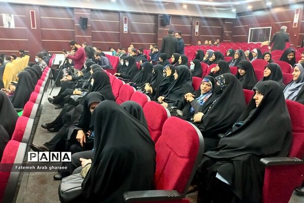 گردهمایی فعالان و نخبگان فرهنگی پاکدشت
