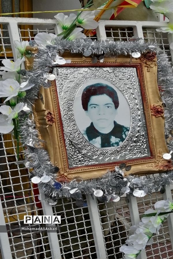 نواخته شدن زنگ انقلاب در مدارس اقلید استان فارس