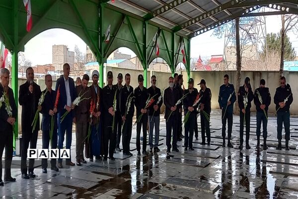 برگزاری مراسم غبار‌روبی مزار شهدای شهرستان نظرآباد