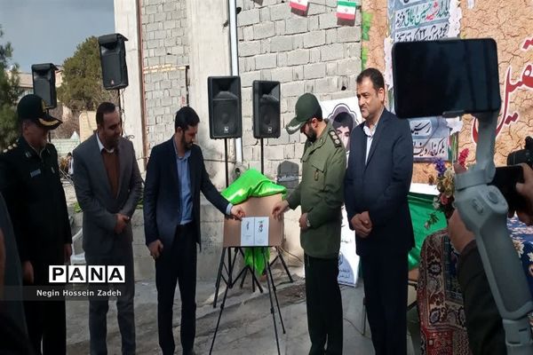 آیین گلباران و عطرافشانی مزار شهدای آستان امامزاده عقیل(ع) اسلامشهر