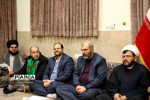 مراسم ولادت حضرت علی(ع) در دفتر امام‌جمعه رودهن