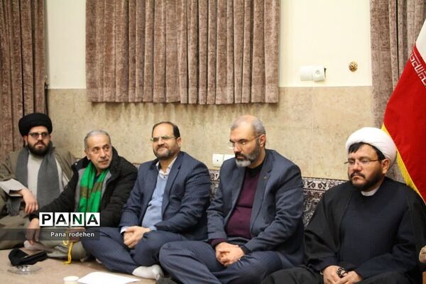 مراسم ولادت حضرت علی(ع) در دفتر امام‌جمعه رودهن