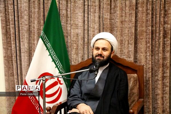 مراسم ولادت حضرت علی(ع) در دفتر امام‌جمعه رودهن