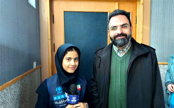 برگزاری کلاسهای آموزشی دوره خبرنگاری برای دانش‌آموزان عضو سازمان دانش‌آموزی استان اصفهان/فیلم