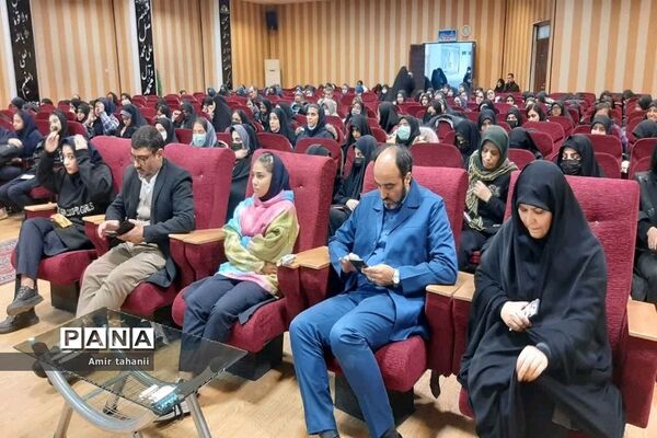 یادواره دانش‌آموزی ۱۸ شهید گمنام منطقه حضرت زهرا (س) منطقه ۱۸