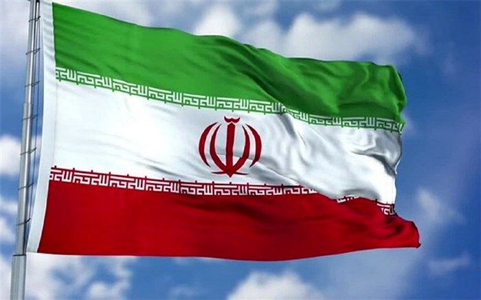 روایت هنرمندانه دانش‌آموز دبستان امام حسن‌مجتبی(ع) رودهن از انقلاب/ فیلم