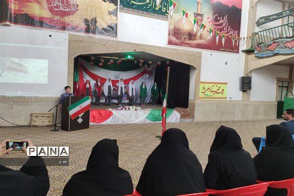 گرامیداشت دهه فجر در مدارس شهرستان مروست