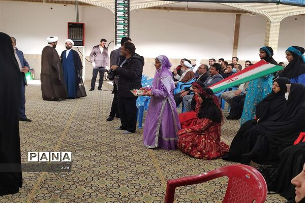 گرامیداشت دهه فجر در مدارس شهرستان مروست