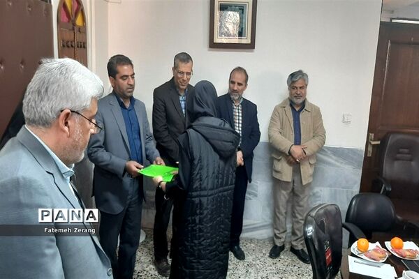 آیین تجلیل از هنرجویان همکار در جشنواره الگو های برتر تدریس