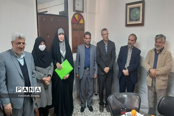 آیین تجلیل از هنرجویان همکار در جشنواره الگو های برتر تدریس