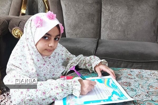 حضور دانش‌آموزان پایه سوم بهارستان ۲ در بیت رهبری