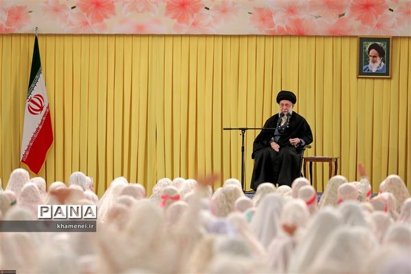 مراسم جشن تکلیف دختران دانش‌آموز به امامت رهبر معظم انقلاب