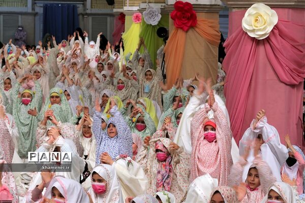 مراسم جشن تکلیف دختران دانش‌آموز به امامت رهبر معظم انقلاب