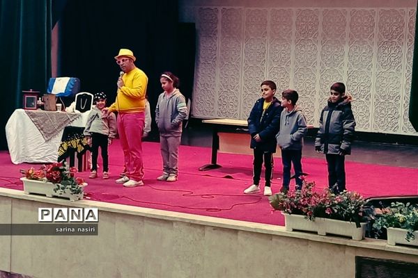 برگزاری آیین قهرمان من پدر درکانون فرهنگی تربیتی سلمان منطقه ۱۰