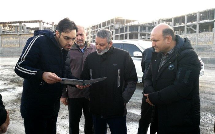 بازدید سرزده فرمانده کل ارتش از پروژه مسکونی شهیدسلیمانی قم