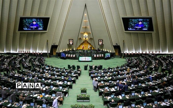 بررسی طرح‌‌های استخدام کارکنان دولت و  تأمین نیروی انسانی آموزش و پرورش در دستورکار این هفته مجلس