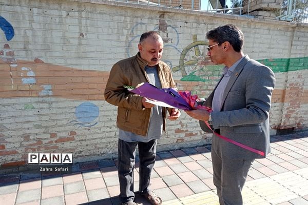 دیدار عیدانه با یکی از بهترین‌های مدرسه در رودهن