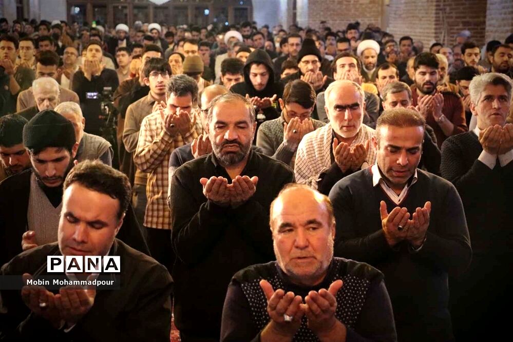 آئین معنوی اعتکاف در مسجد جامع تبریز