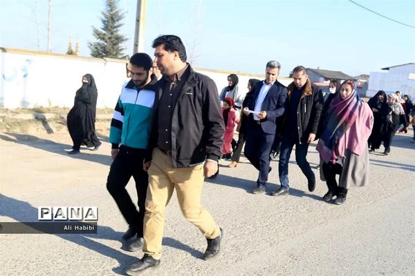 همایش پیاده‌روی خانوادگی شهر طبقده