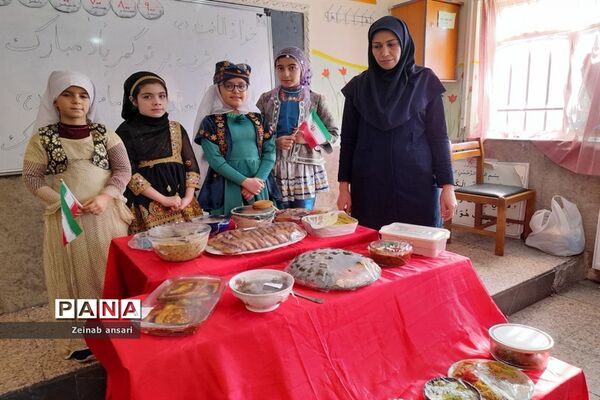 برگزاری جشنواره غذا دبستان حاجیه نوری ملارد در دهه فجر