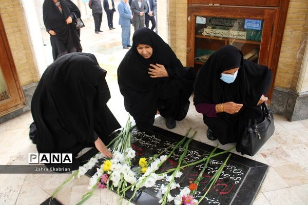 تجدید میثاق با شهدا در بوشهر