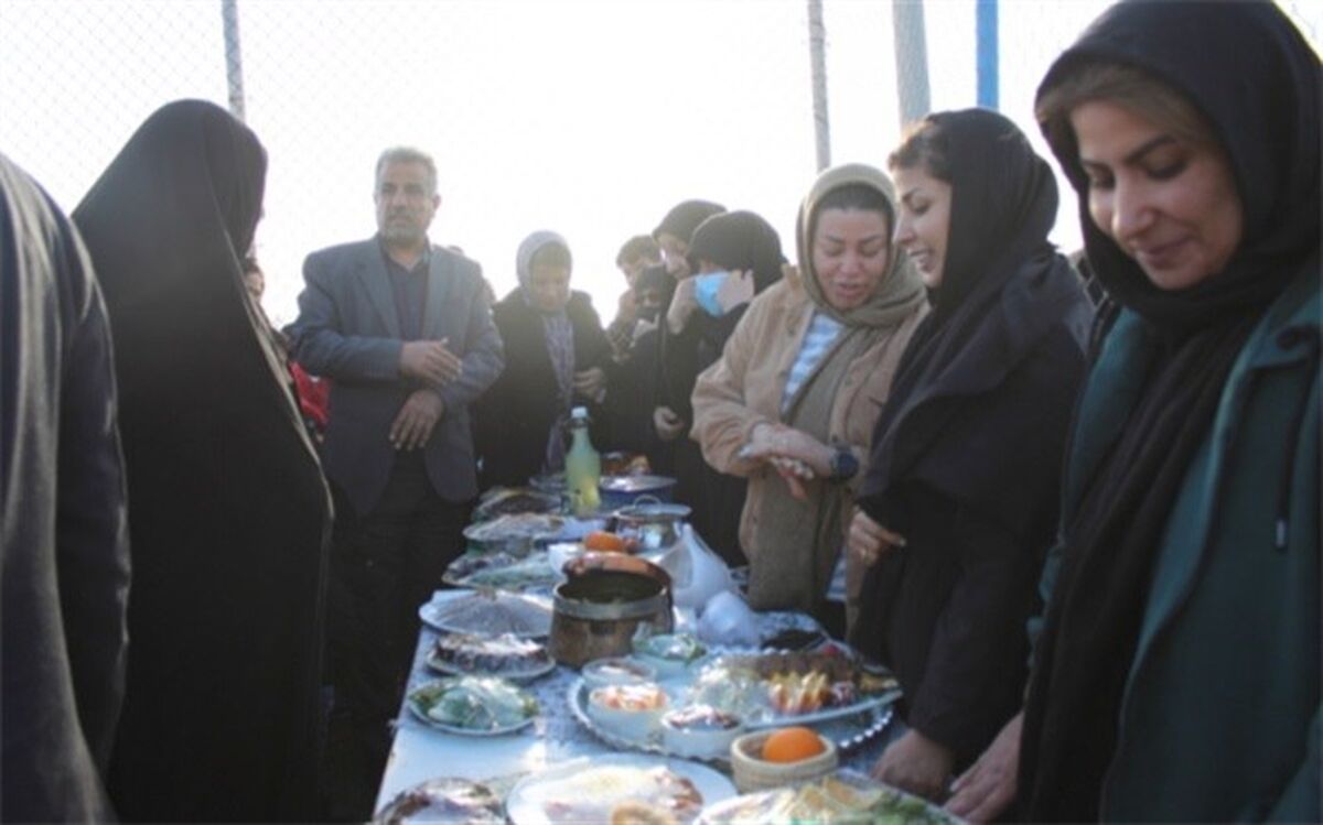 پاسداشت دهه فجر انقلاب اسلامی بیانگر عظمت دستاوردهای جمهوری اسلامی ایران است