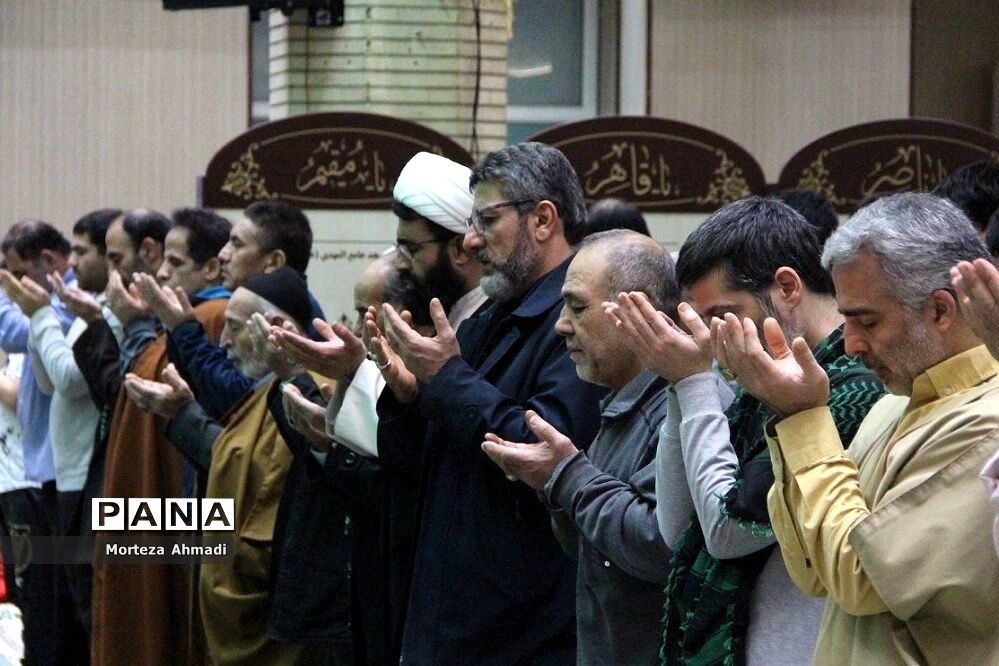 برگزاری مراسم اعتکاف دانش‌آموزان پسر مدارس شهرری
