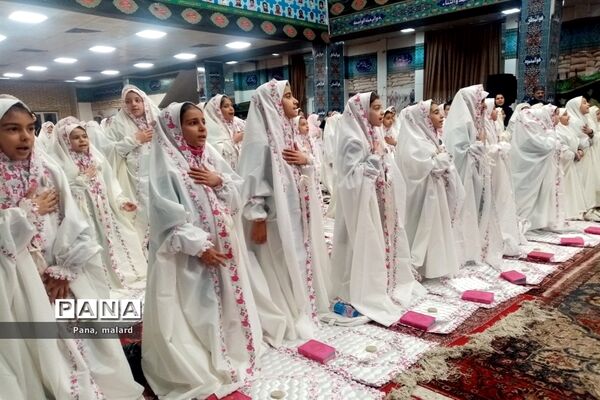 برگزاری جشن تکلیف در گلزار شهدای ملارد